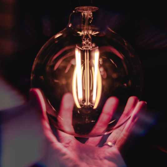 水晶燈燈泡常用LED燈泡規格，小心這些特殊規格以後買不到！